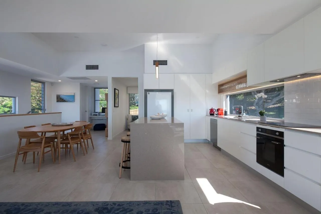 Coolum Beach Holiday House 0*, شاطئ كولوم أستراليا